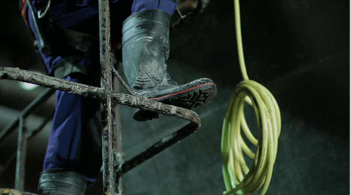 dunlop heavy duty safety boots